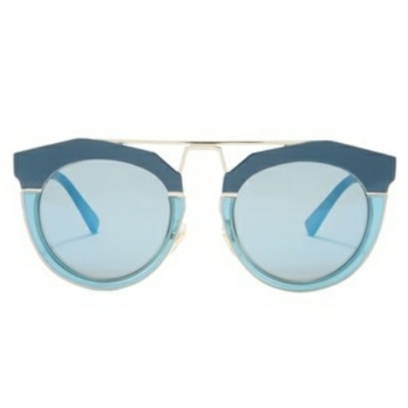 (New) MCM Sunglasses - Picture 2 of 5